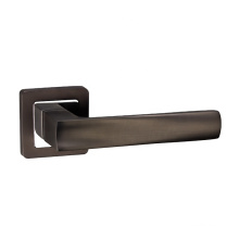 simple good quality aluminum lever modern wooden door handle set